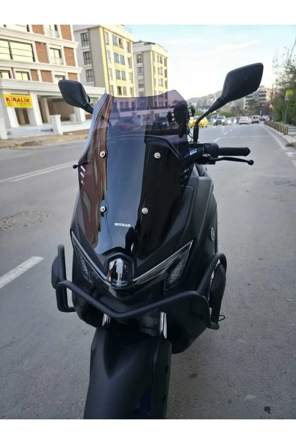 Yamaha Nmax Siperlik Ön Cam 2025 Model 49cm Siyah Renkli 4mm Spor