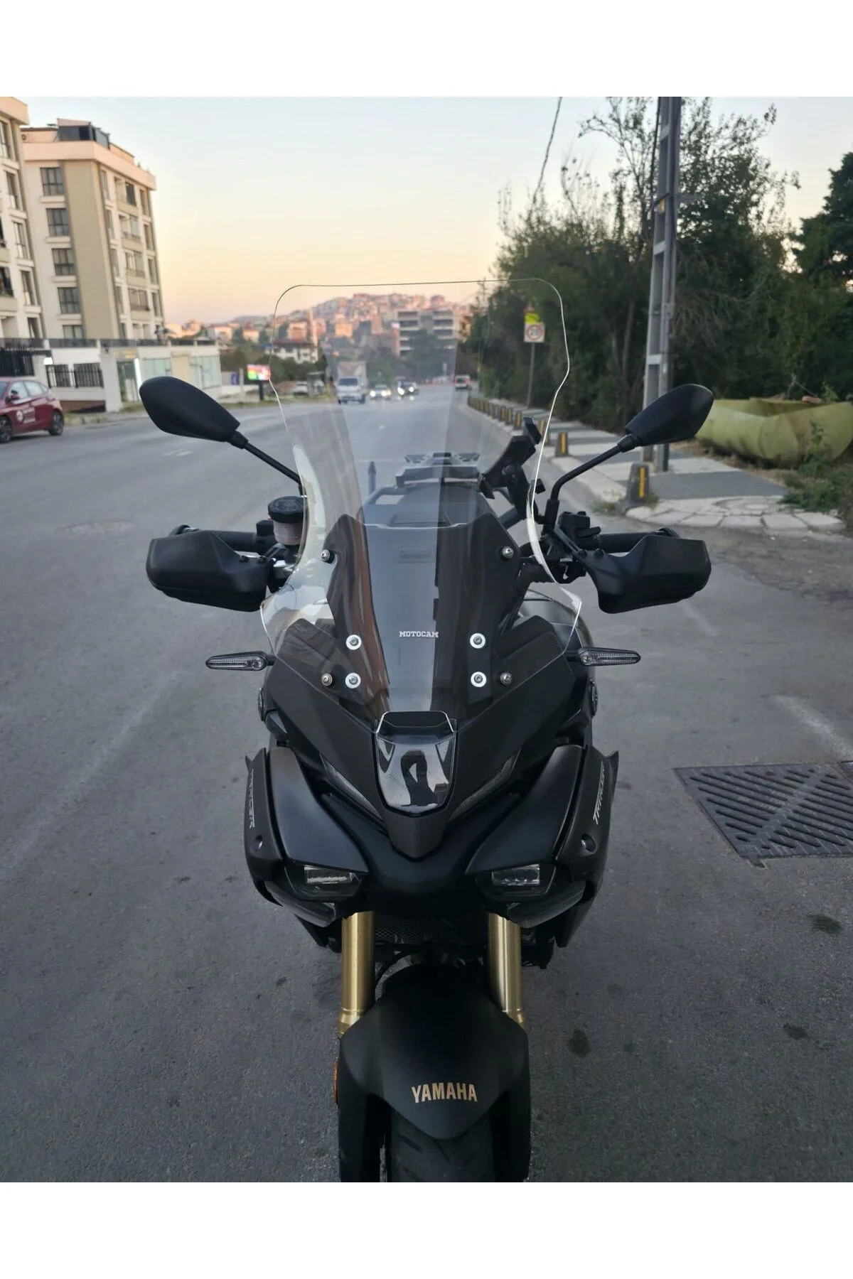 Yamaha Tracer 9 GT Ön Cam 2025-2026 Model 60cm Şeffaf Renkli 4mm