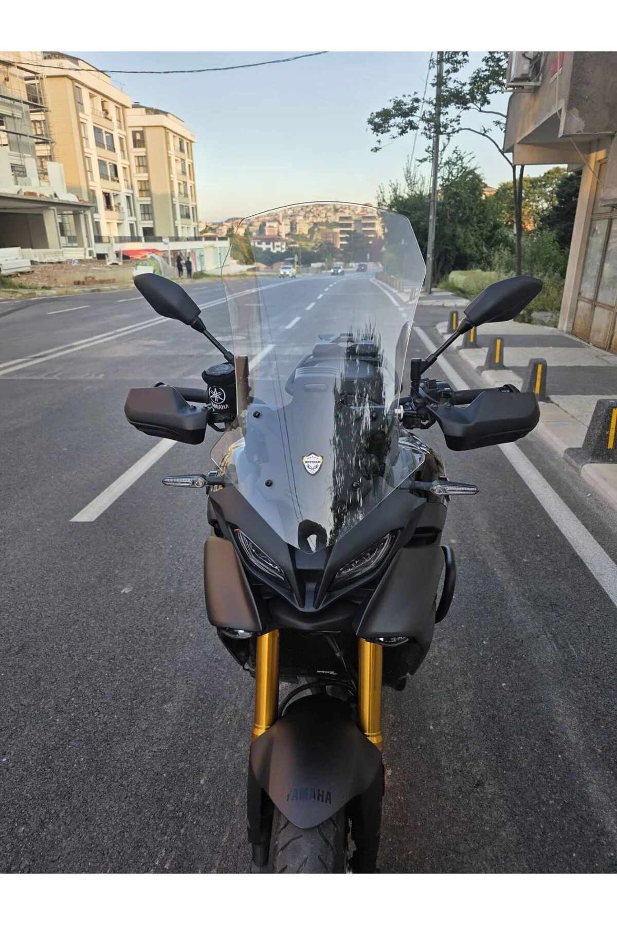 Yamaha Tracer 9 GT Ön Cam 2021-2024 Model 61cm Şeffaf Renkli 4mm