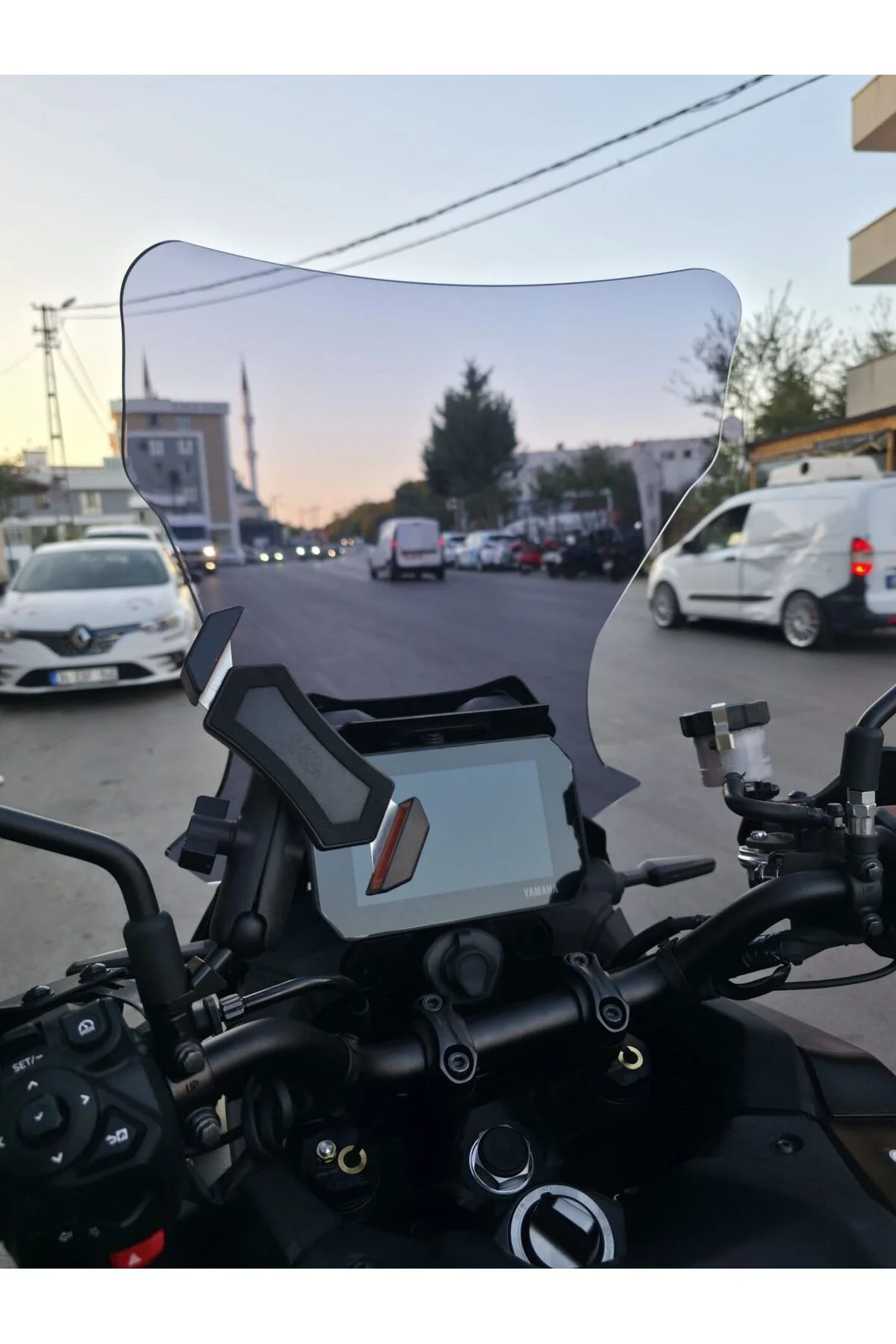 Yamaha Tracer 900 Ön Cam 2025-2026 Model 60cm Füme Renkli 4mm