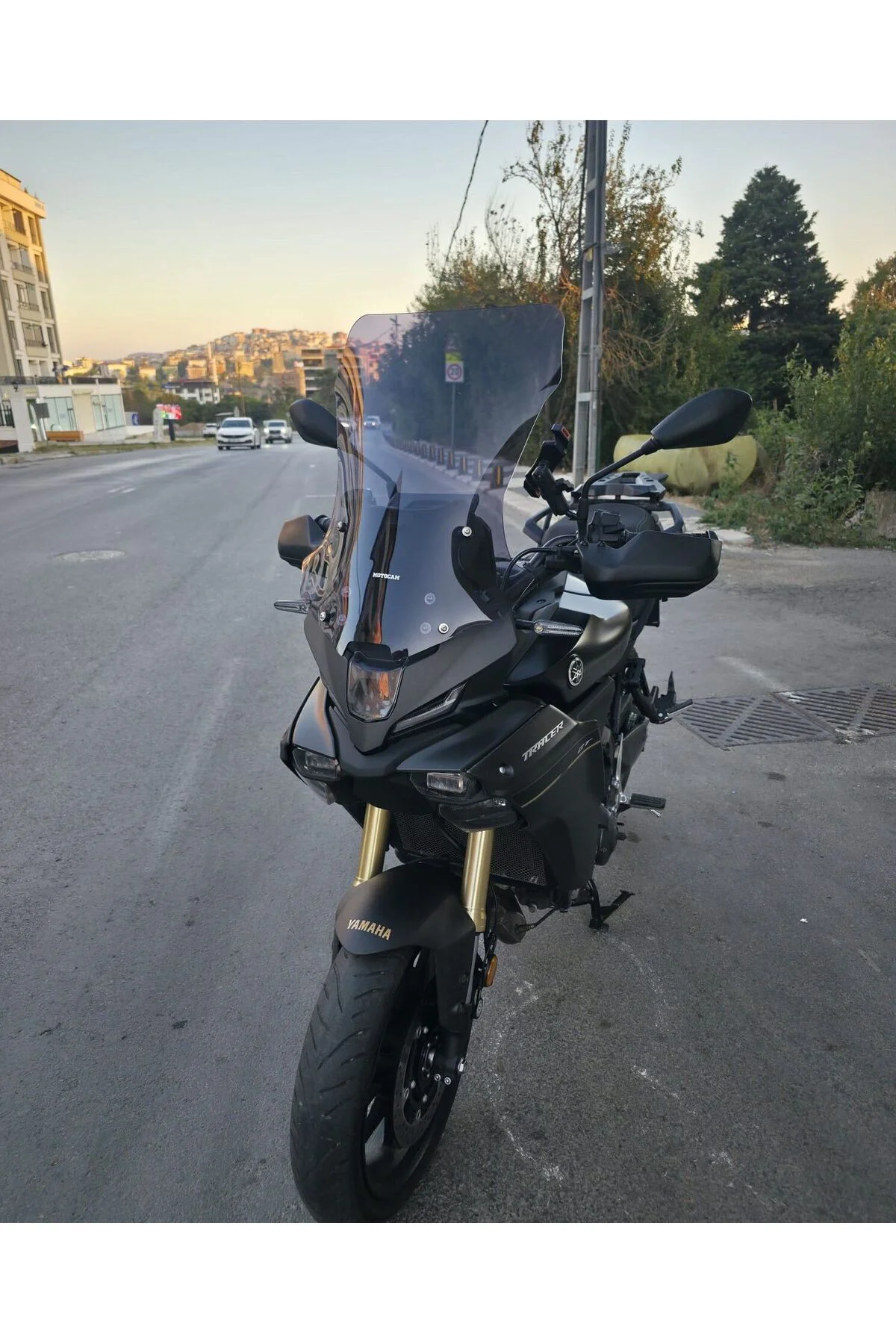 Yamaha Tracer 900 Ön Cam 2025-2026 Model 60cm Füme Renkli 4mm