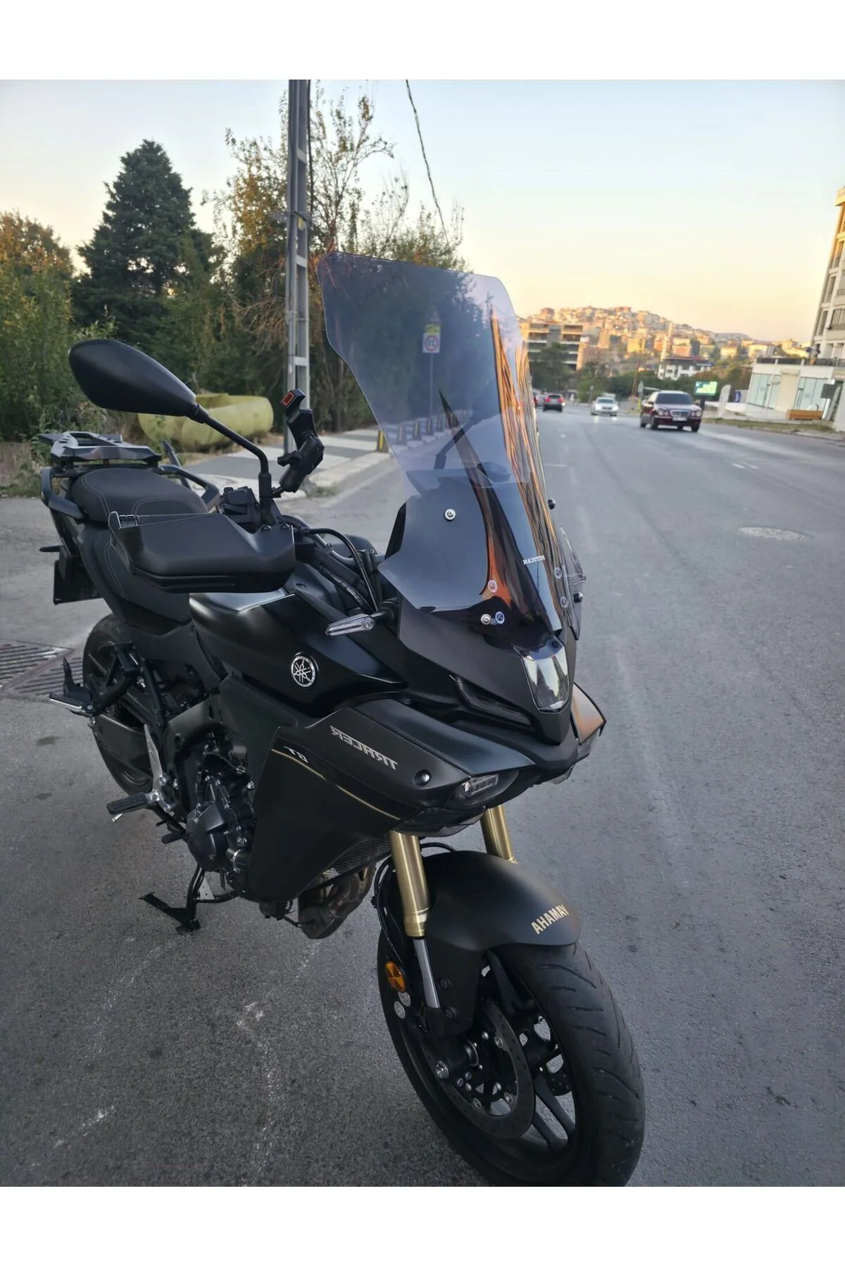 Yamaha Tracer 900 Ön Cam 2025-2026 Model 60cm Füme Renkli 4mm