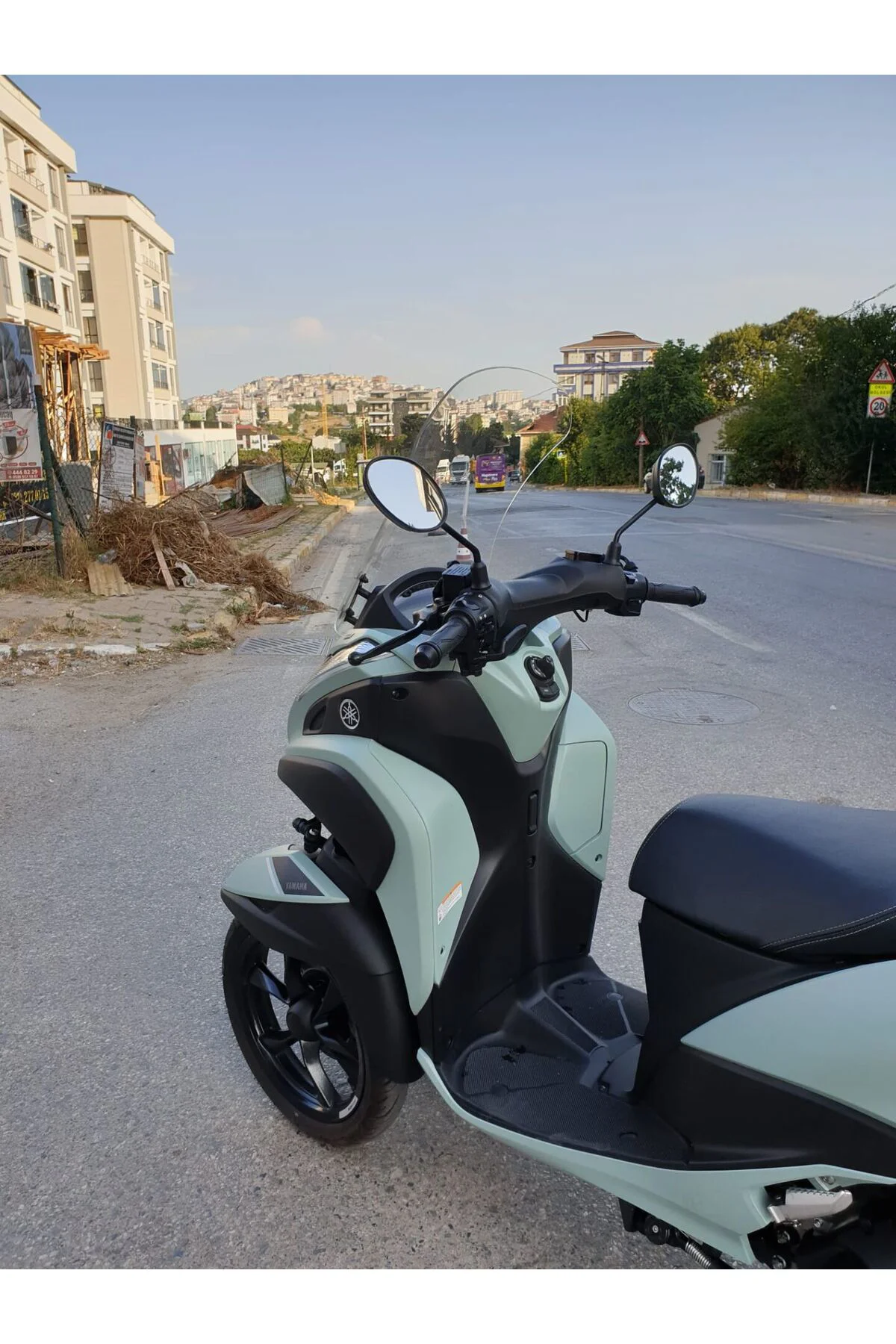 Yamaha Tricity 125 Ön Cam 2014-2026 Model 60cm Şeffaf Renkli 4mm