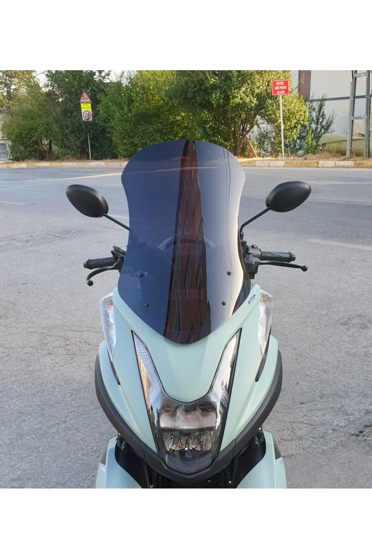 Yamaha Tricity 155 Ön Cam 2014-2026 Model 60cm Siyah Renkli 4mm