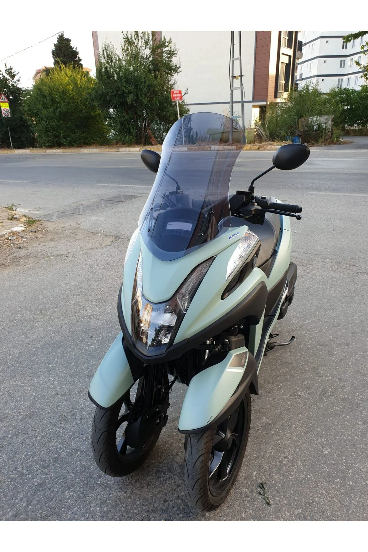 Yamaha Tricity 155 Ön Cam 2014-2026 Model 60cm Füme Renkli 4mm