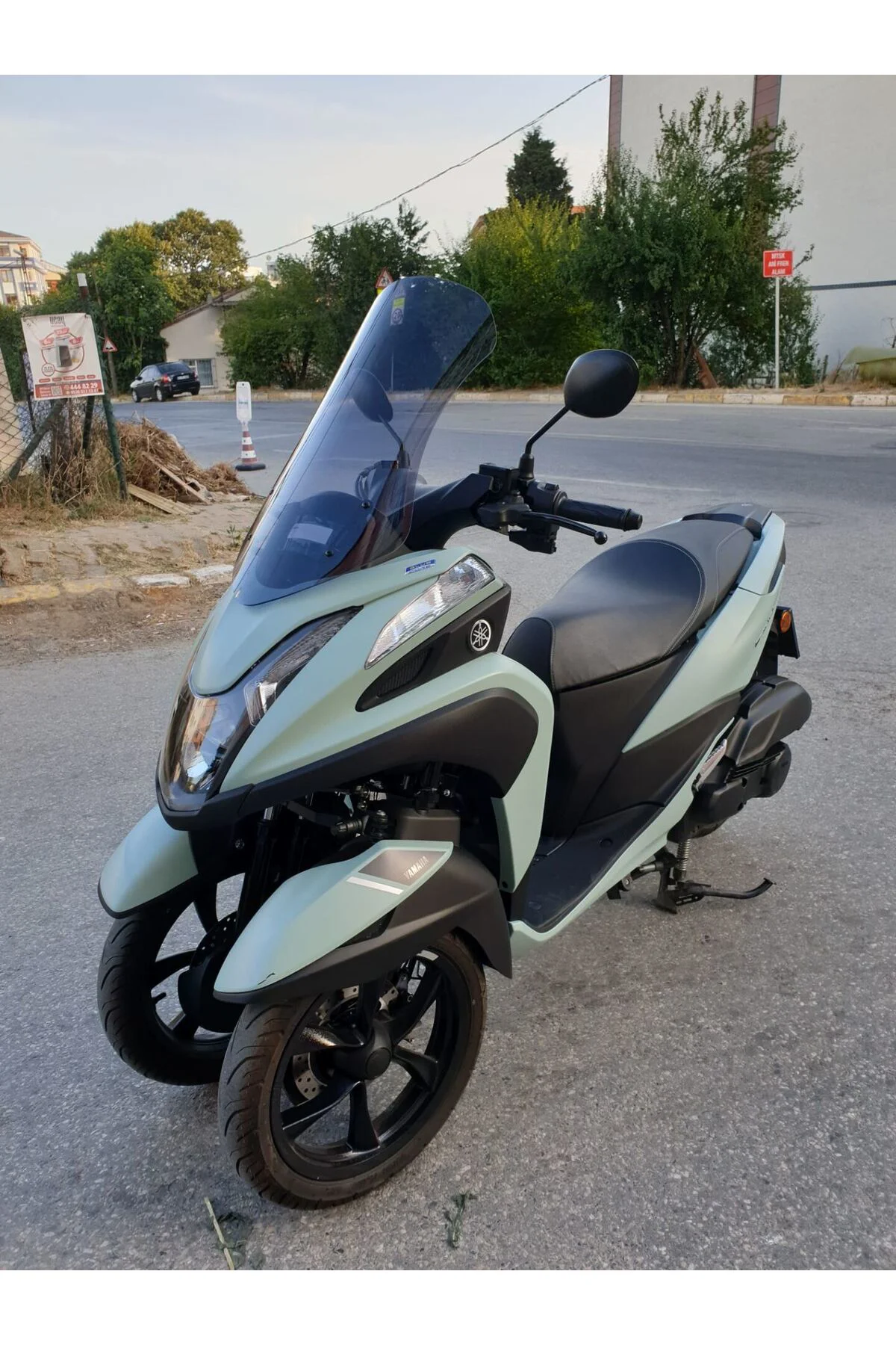 Yamaha Tricity 155 Ön Cam 2014-2026 Model 60cm Füme Renkli 4mm