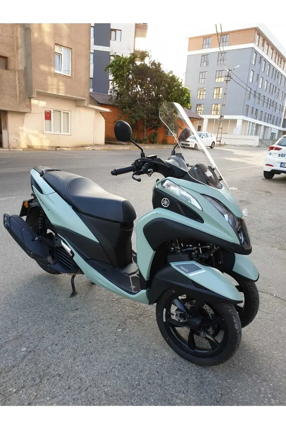 Yamaha Tricity 155 Ön Cam 2014-2025 Model 60cm Şeffaf Renkli 4mm