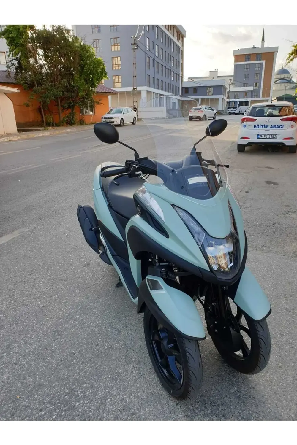 Yamaha Tricity 155 Ön Cam 2014-2025 Model 60cm Şeffaf Renkli 4mm