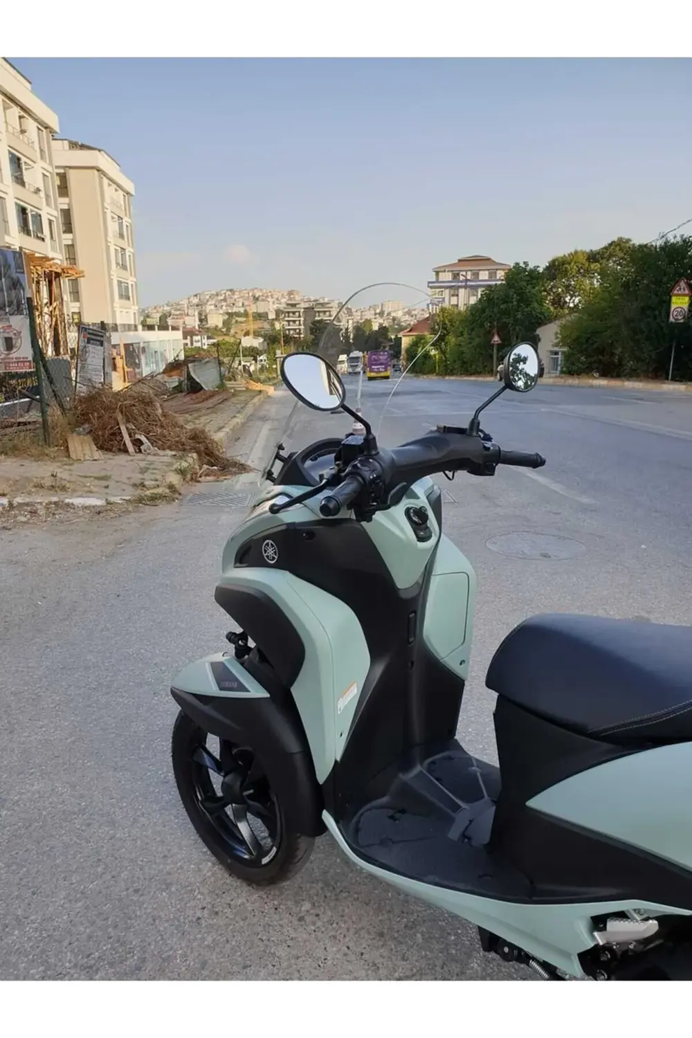 Yamaha Tricity 155 Ön Cam 2014-2025 Model 60cm Şeffaf Renkli 4mm