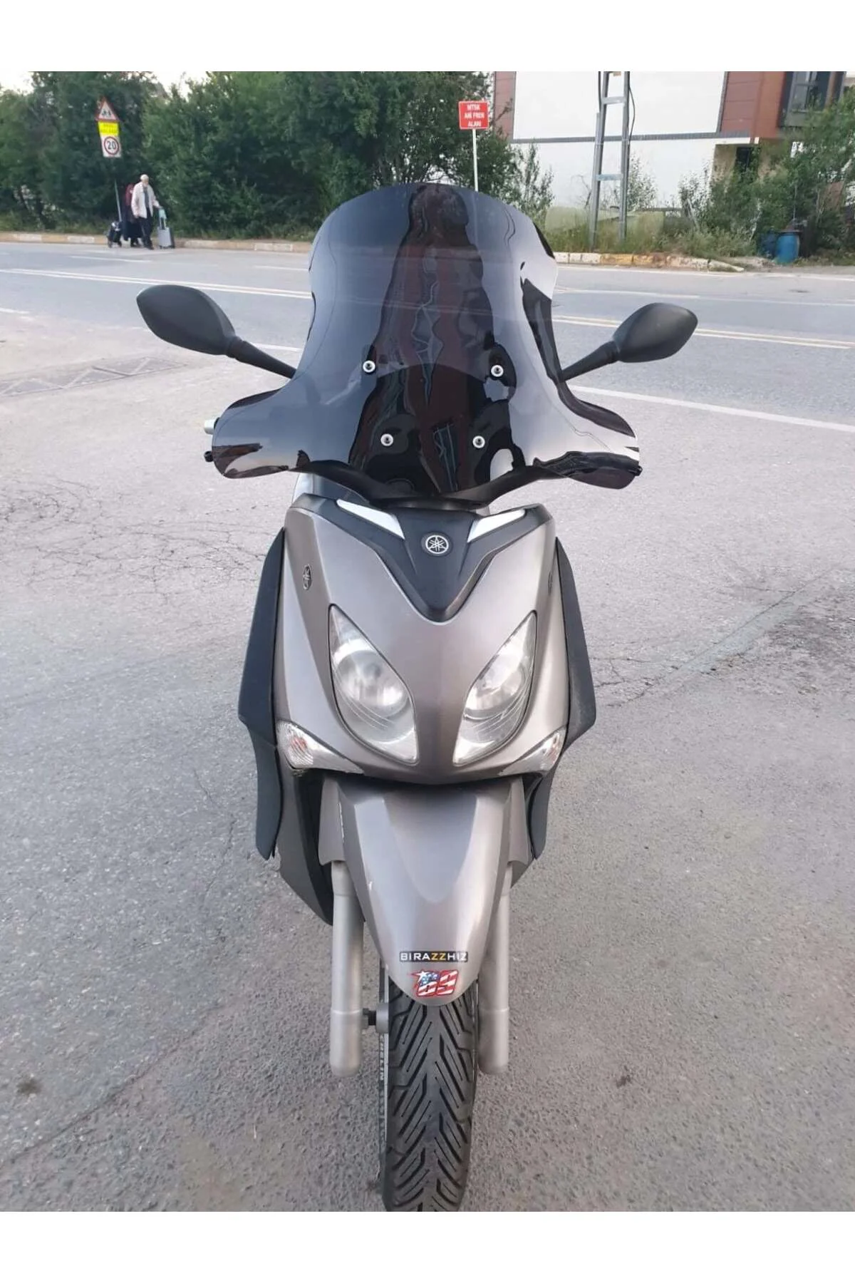 Yamaha Xcity 250 Ön Cam 2011-2016 Model 50cm Siyah Renkli 4mm ELC