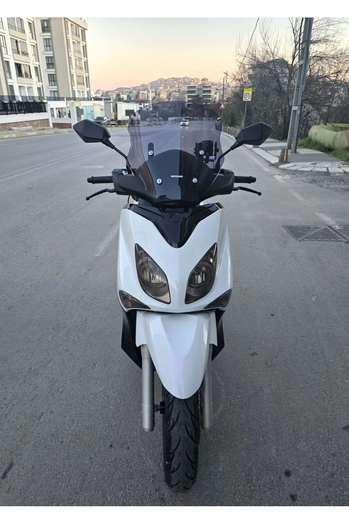 Yamaha Xcity 250 Ön Cam 2007-2017 Model 40cm Füme Renkli 4mm