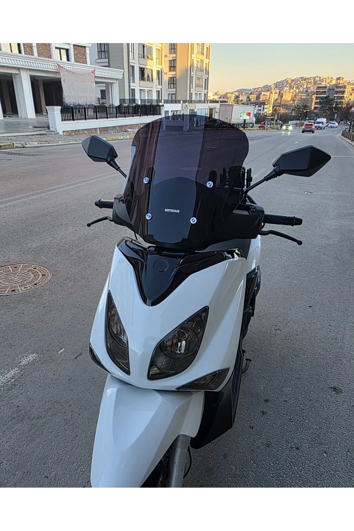 Yamaha Xcity 250 Ön Cam 2007-2017 Model 40cm Siyah Renkli 4mm