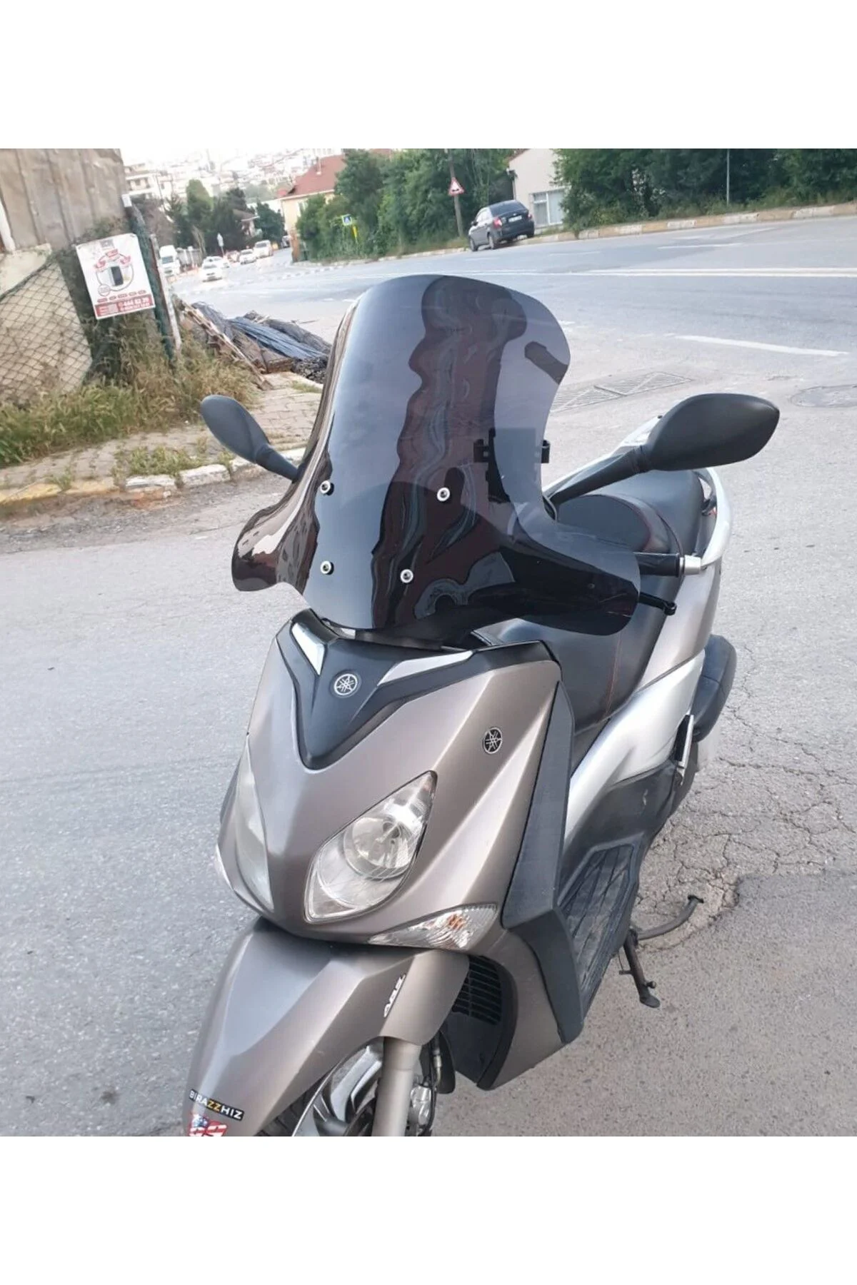 Yamaha Xenter 150 Ön Cam 2013-2016 Model 50cm Siyah Renkli 4mm EL