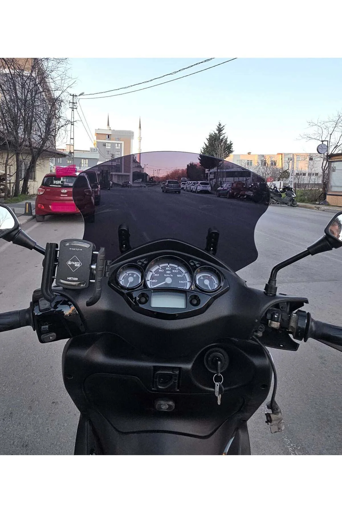 Yamaha Xenter 150 Ön Cam 2013-2016 Model 40cm Siyah Renkli 4mm