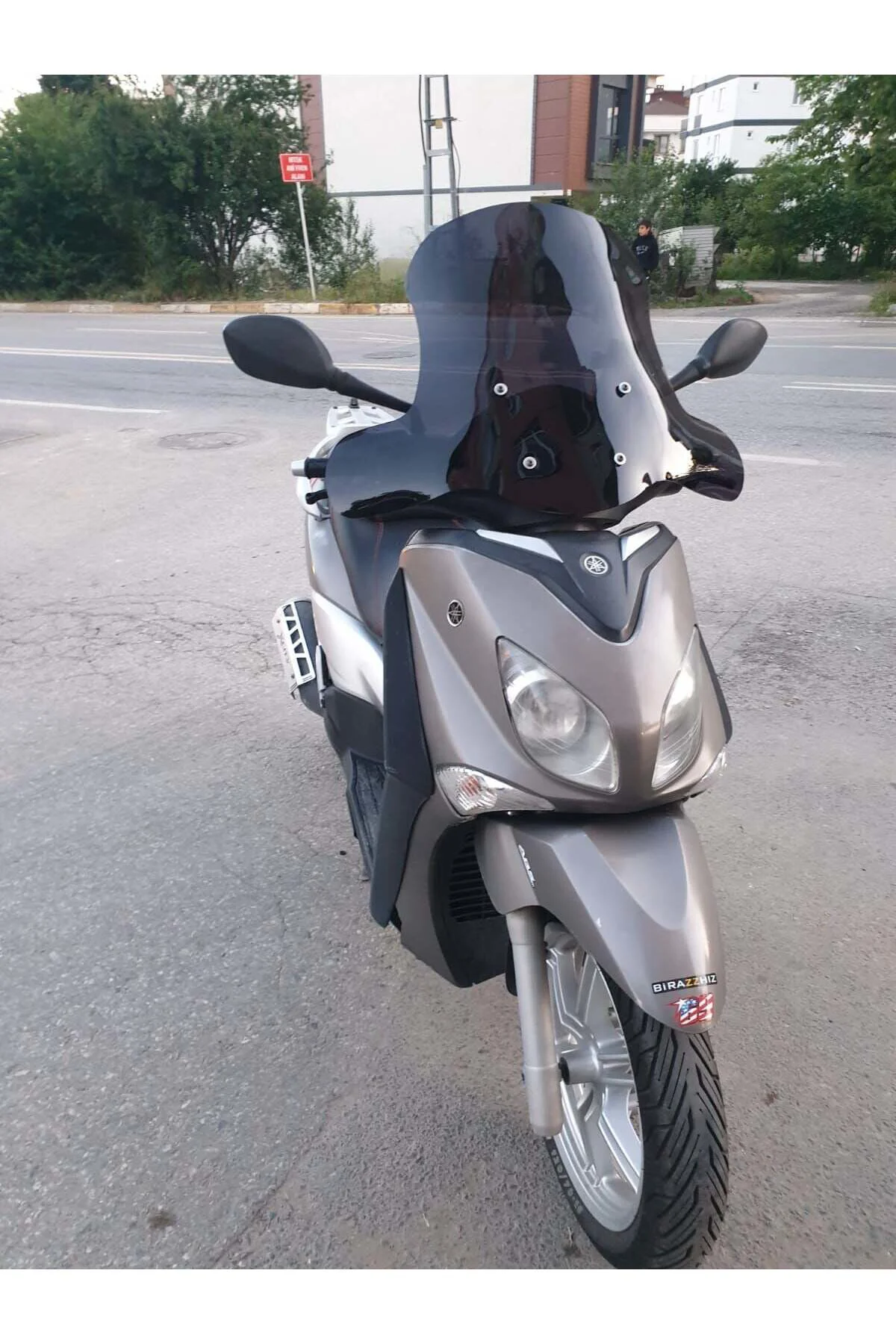 Yamaha Xenter 150 Ön Cam 2013-2016 Model 50cm Siyah Renkli 4mm EL