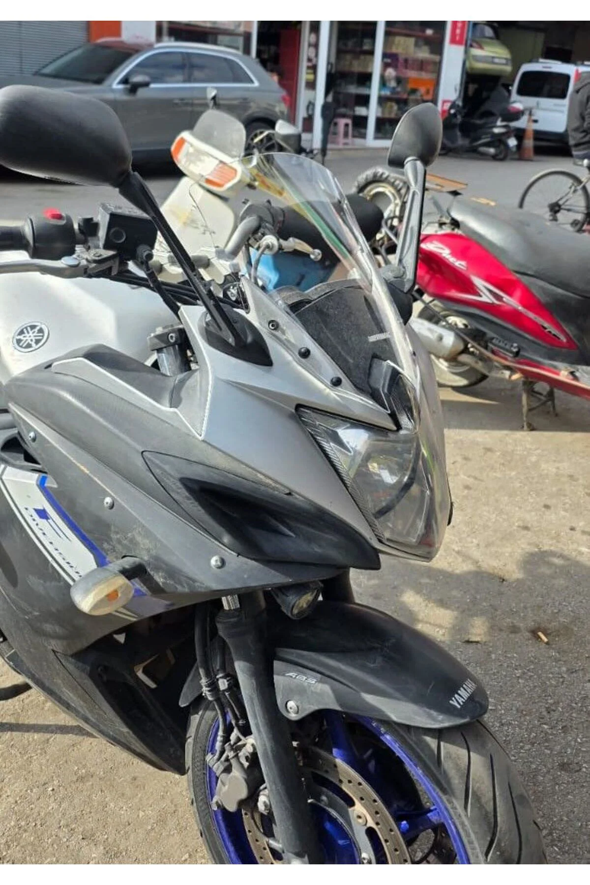 Yamaha XJ6 Diversion Ön Cam 2009-2016 Model 36cm Şeffaf Renkli 4m