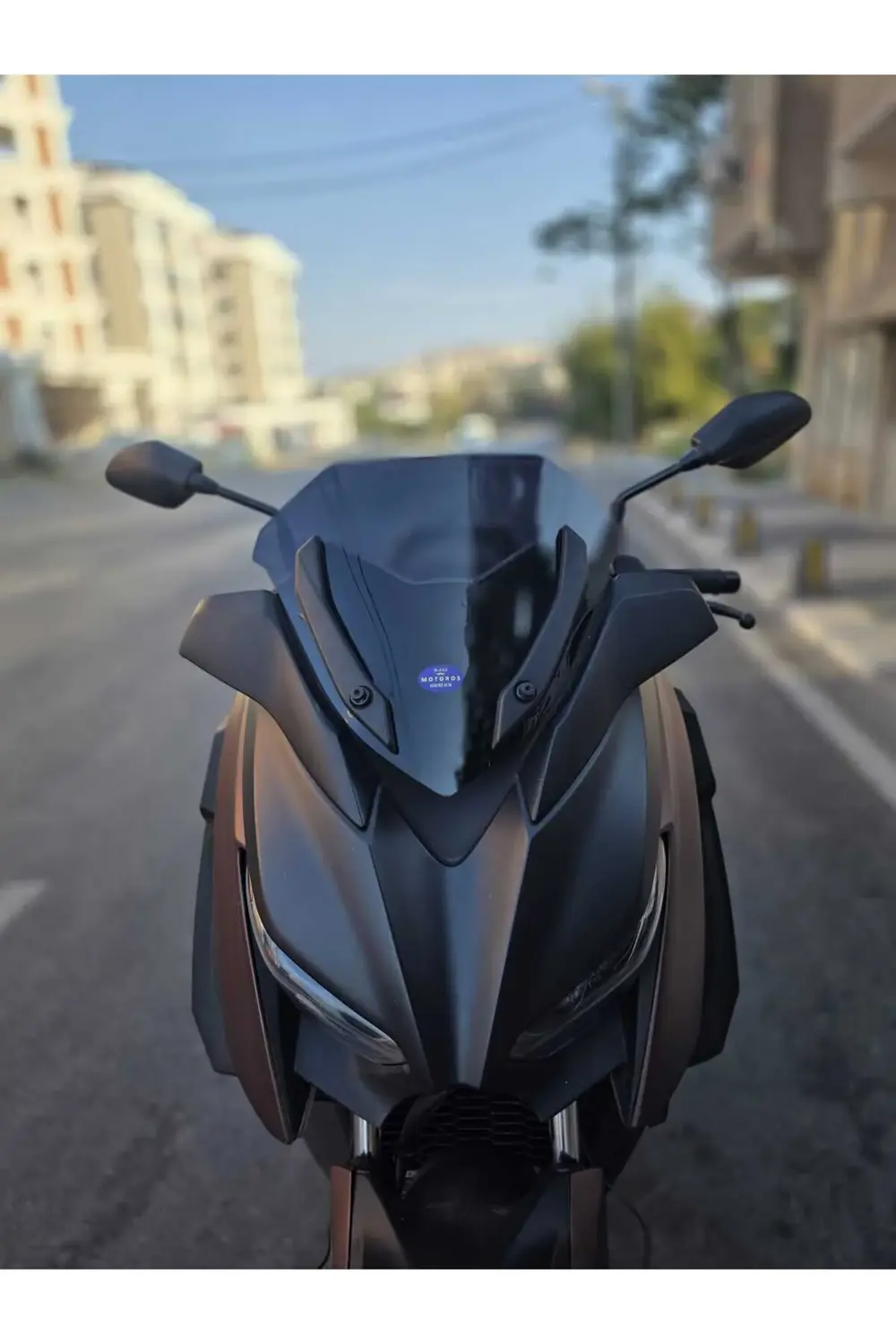 Yamaha Xmax 250 Siperlik Ön Cam 2018-2022 Model 36cm Siyah Renkli