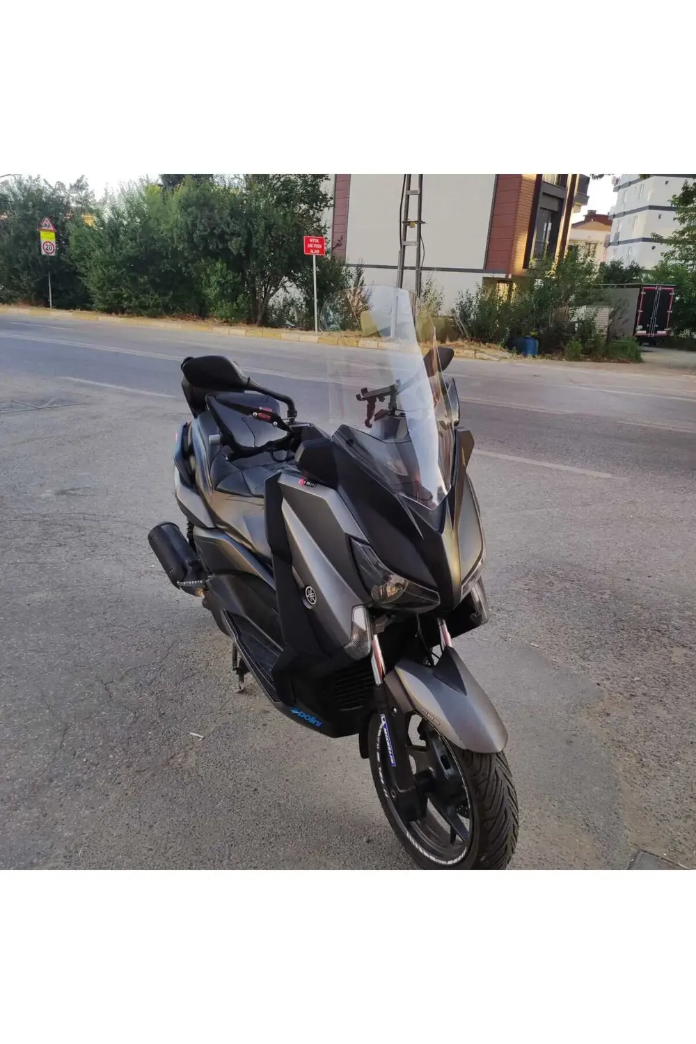 Yamaha Xmax Ön Cam 2014 2017 Model 58cm Şeffaf Renkli 4mm