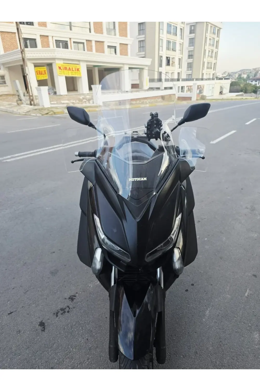 Yamaha Xmax Ön Cam 2014-2017 Model 59cm Füme Renkli 4mm ELCİKLİ