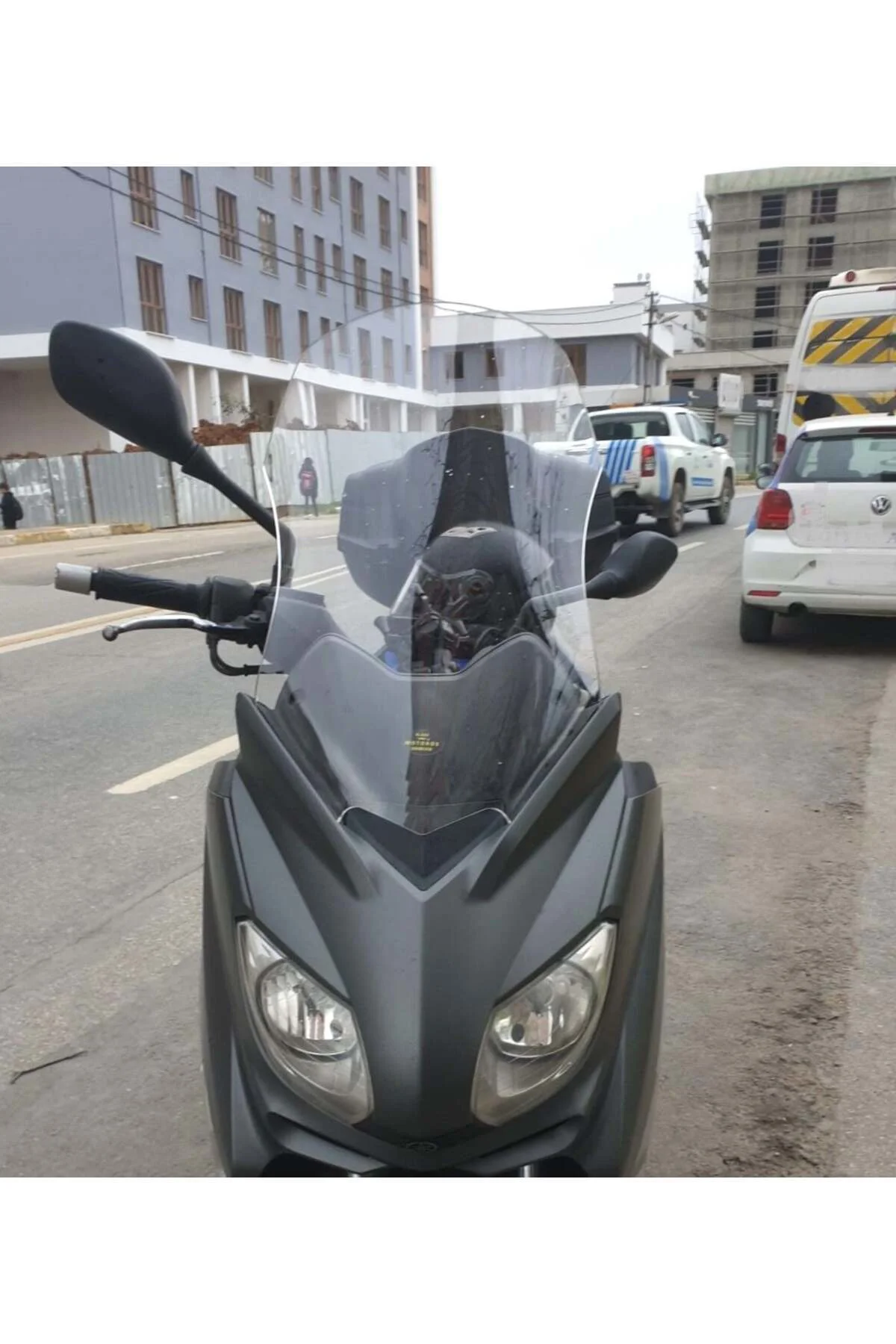 Yamaha Xmax Ön Cam 2011-2013 Model 55cm Şeffaf Renkli 4mm