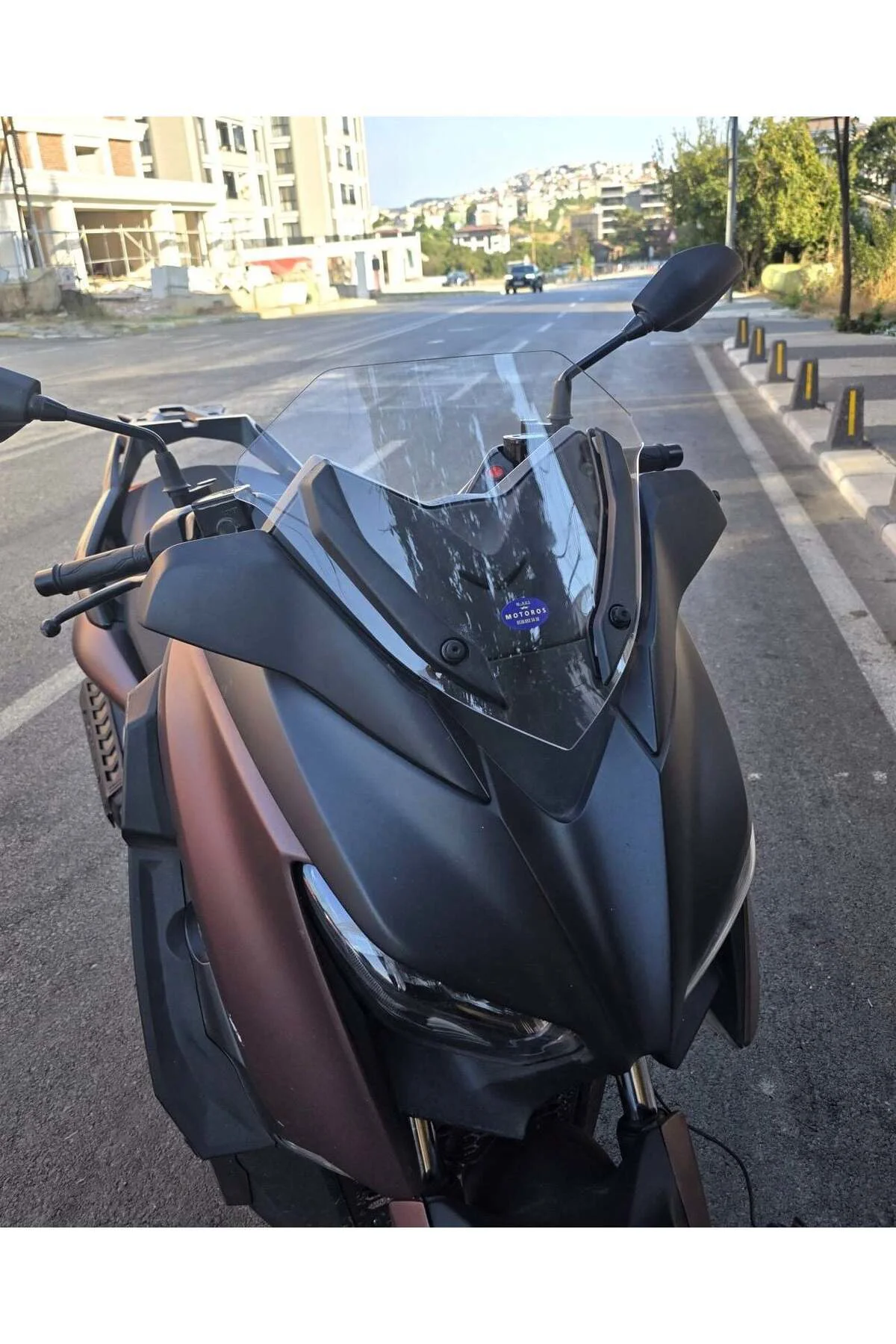 Yamaha Xmax Ön Cam 2018-2022 Model 36cm Şeffaf Renkli 4mm SPORTİF