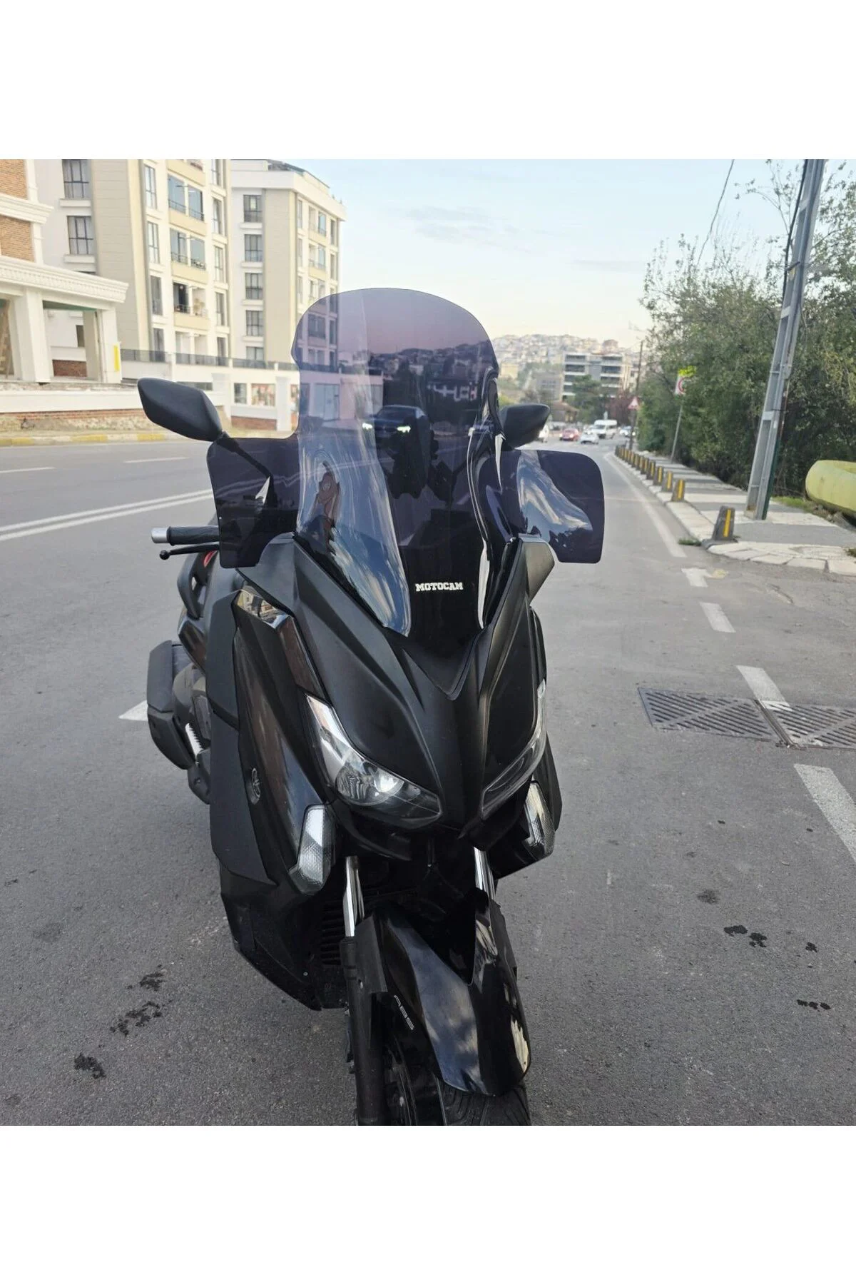 Yamaha Xmax Ön Cam 2014-2017 Model 59cm Siyah Renkli 4mm ELCİKLİ