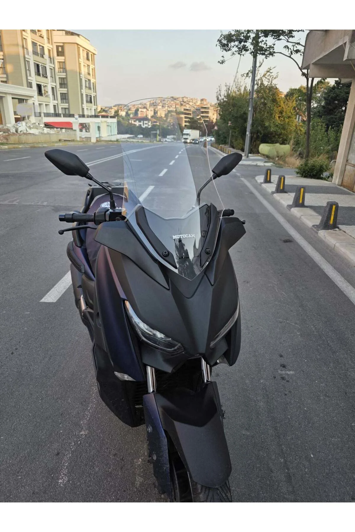 Yamaha Xmax Ön Cam 2018-2022 Model 65cm Şeffaf Renkli 4mm
