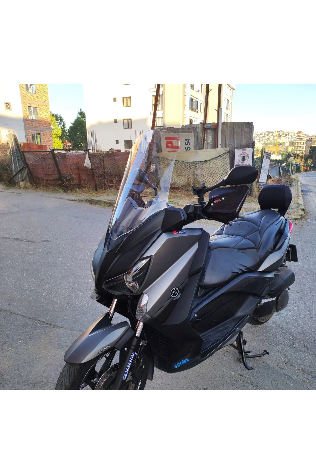 Yamaha Xmax Ön Cam 2014-2017 Model 58cm Şeffaf Renkli 4mm