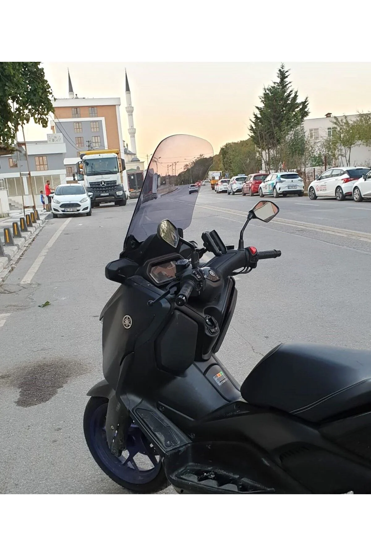 Yamaha Xmax Ön Cam 2023-2026 Model 65cm Füme Renkli 4mm