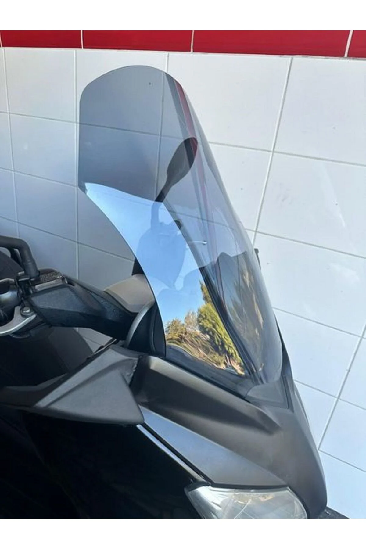 Yamaha Xmax Ön Cam 2011-2013 Model 55cm Füme Renkli 4mm