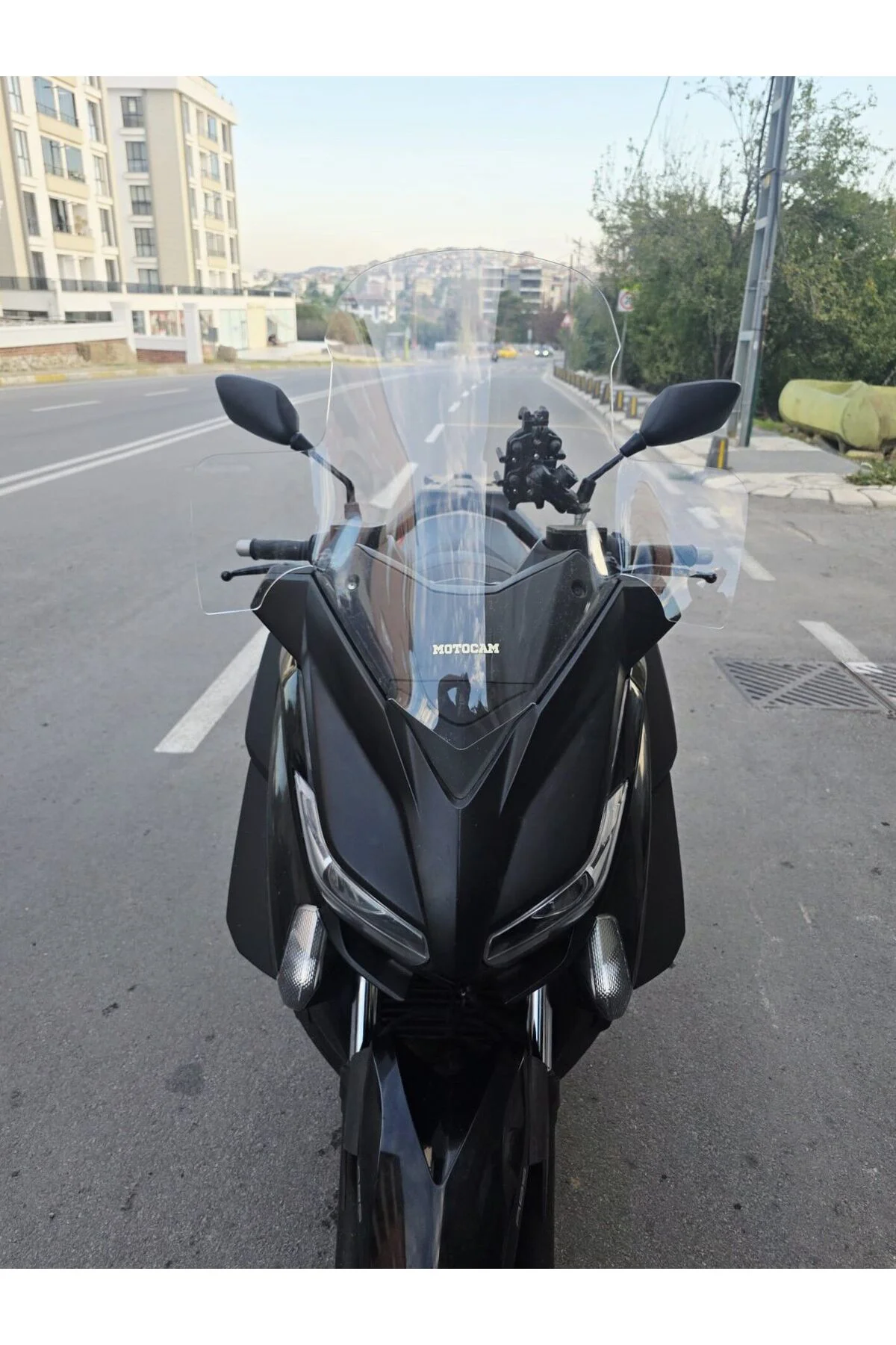 Yamaha Xmax Ön Cam 2014-2017 Model 59cm Şeffaf Renkli 4mm ELCİKLİ