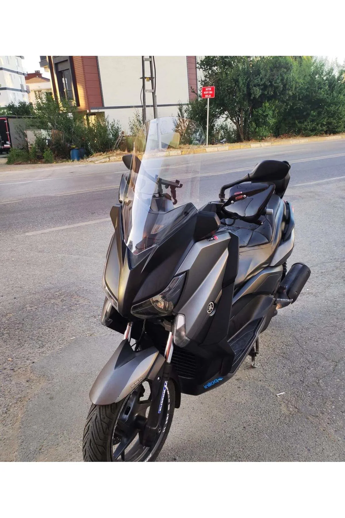 Yamaha Xmax Ön Cam 2014-2017 Model 58cm Şeffaf Renkli 4mm