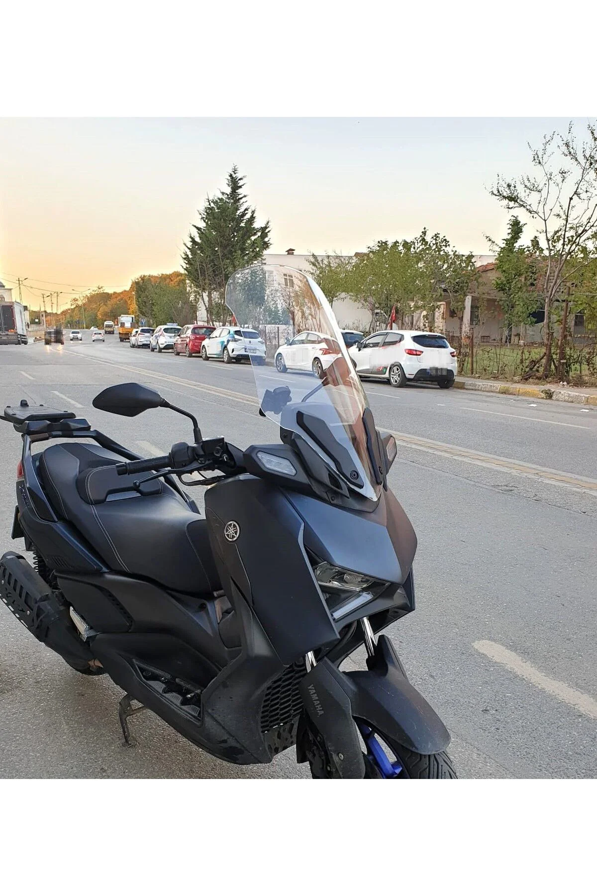 Yamaha Xmax Ön Cam 2023-2026 Model 65cm Şeffaf Renkli 4mm