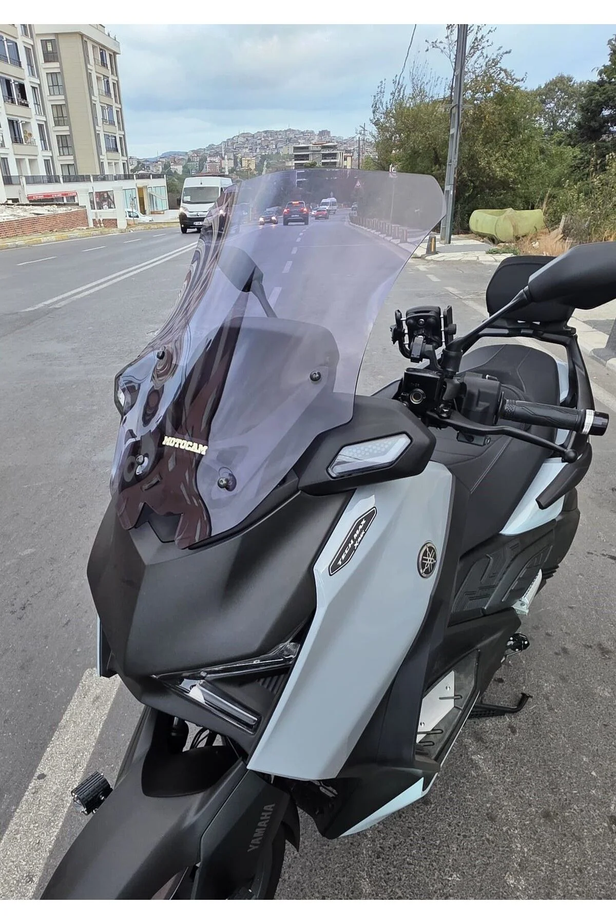 Yamaha Xmax Techmax Ön Cam 2025-2026 Model 63cm Füme Renkli 4mm A