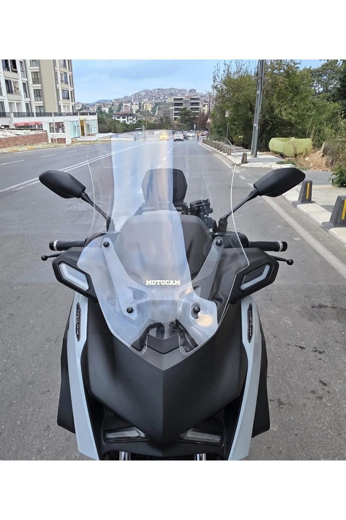 Yamaha Xmax Techmax Ön Cam 2025-2026 Model 63cm Şeffaf Renkli 4mm
