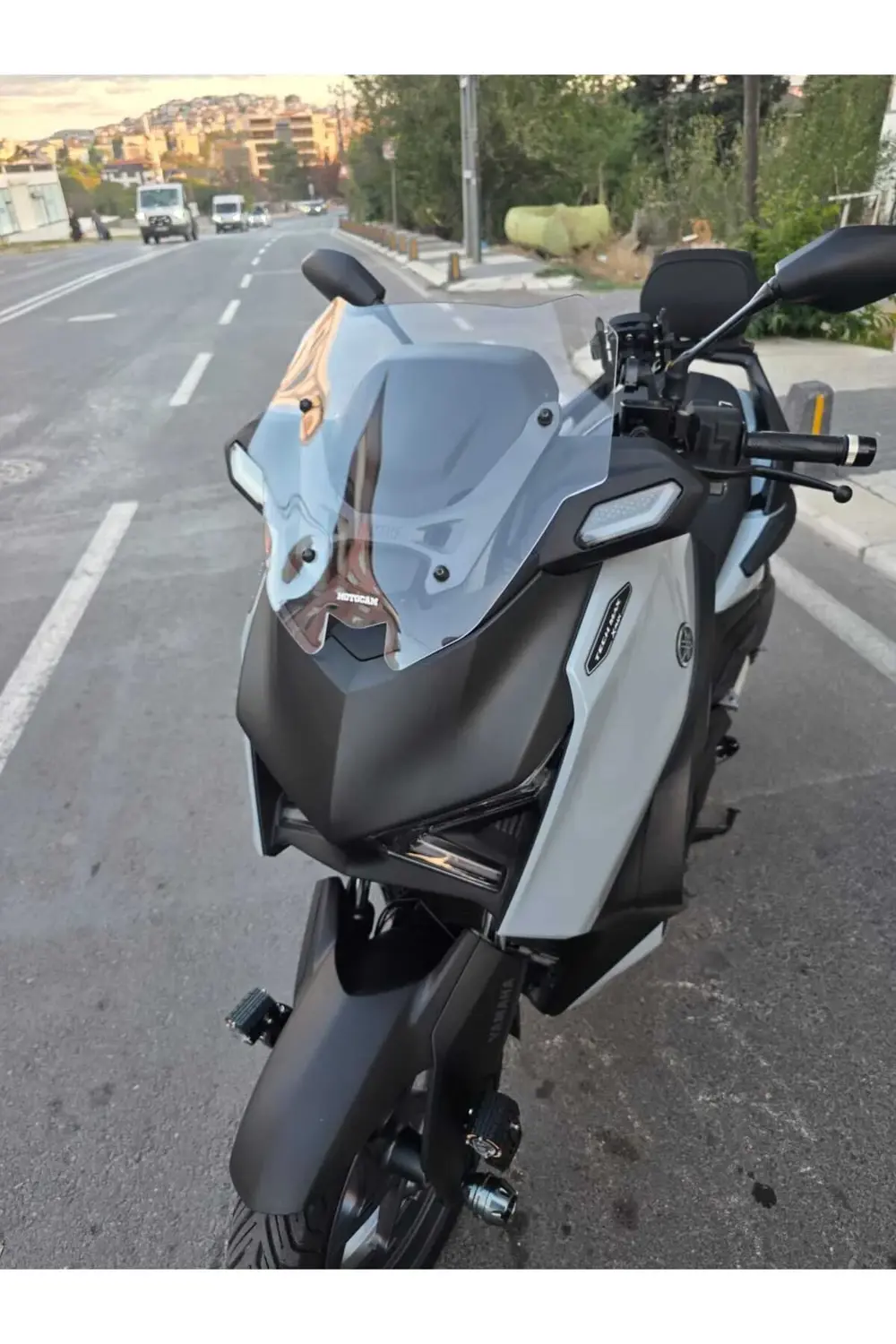 Yamaha Xmax Techmax Siperlik Ön Cam 2025 Model 39cm Şeffaf Renkli