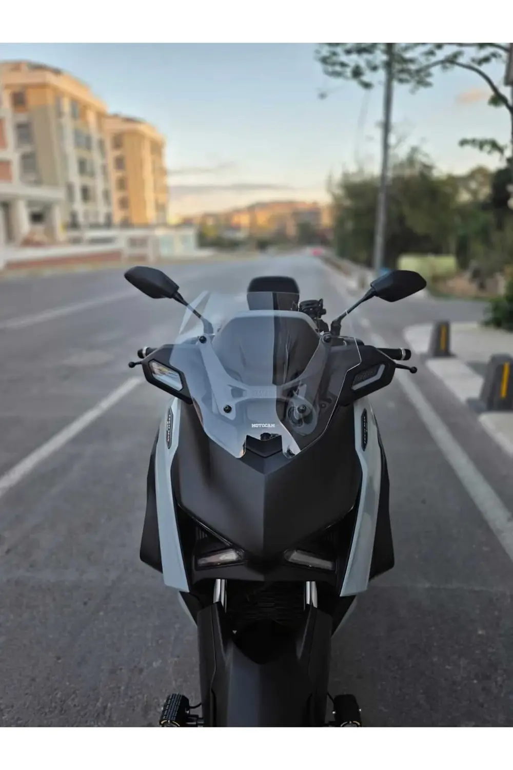 Yamaha Xmax Techmax Siperlik Ön Cam 2025 Model 39cm Şeffaf Renkli