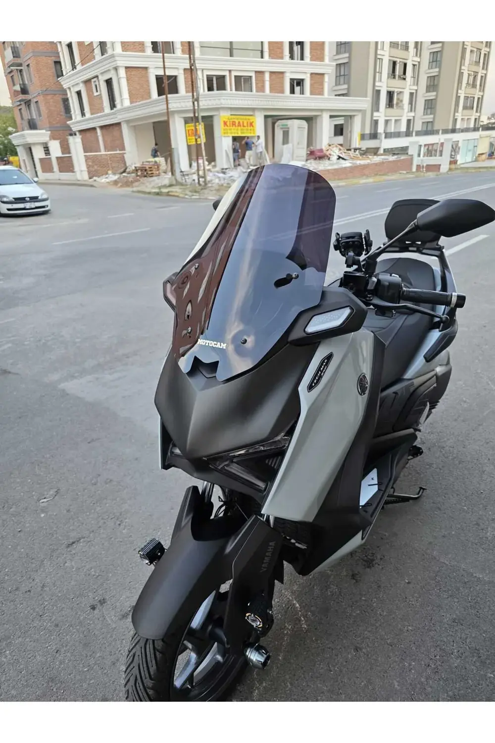 Yamaha Xmax Techmax Siperlik Ön Cam 2025 Model 52cm Siyah Renkli