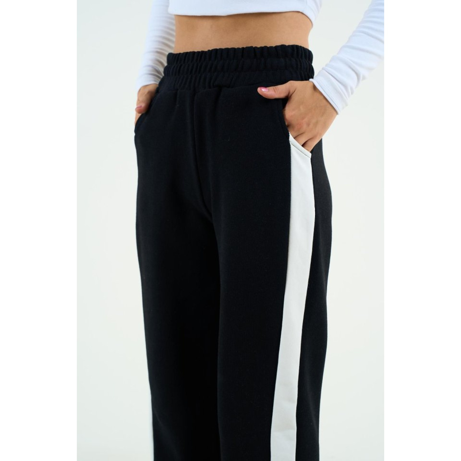 Yandan Kalın Şeritli Eşofman - Siyah