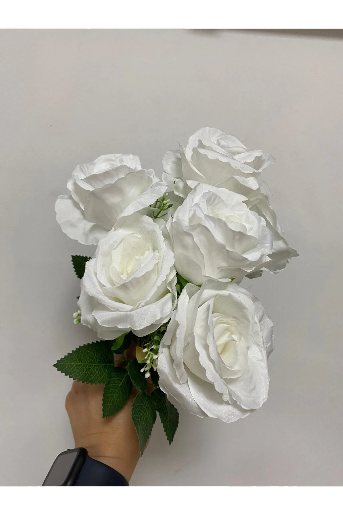 Yapay Beyaz Gül Demeti 9 Kafalı 43 cm