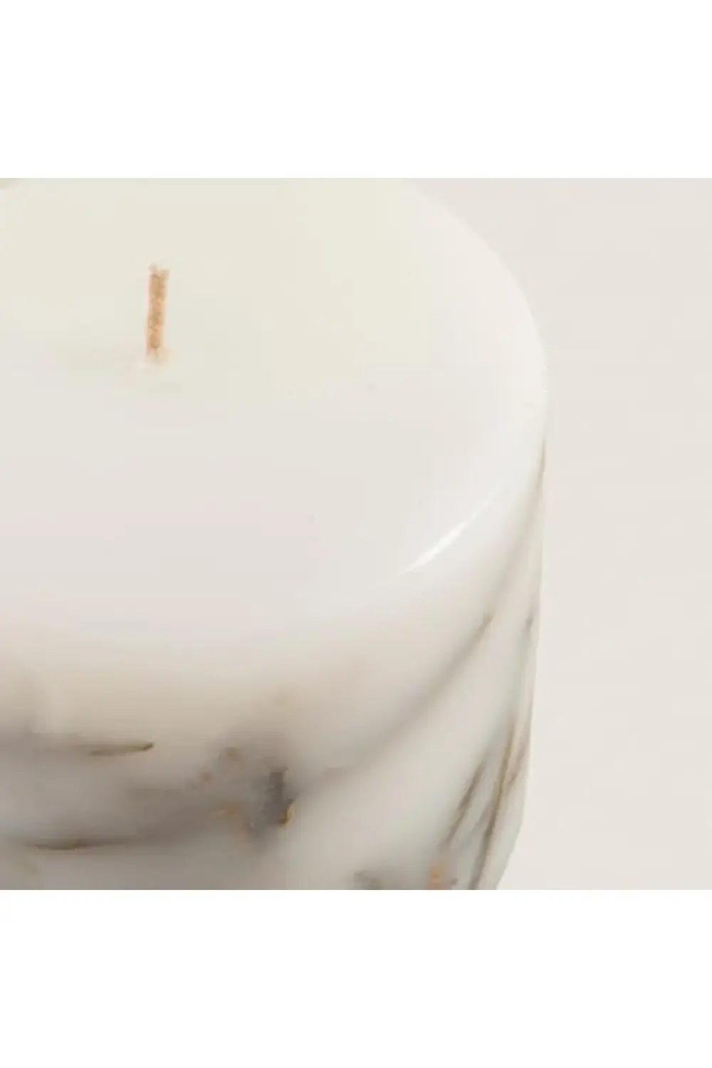 Yaprak Dekorlu Mum 10x10 cm Cream 1185222