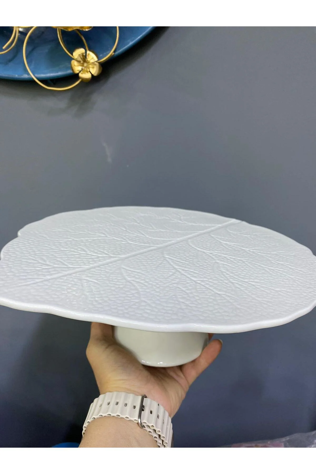 Yaprak Model Pasta Sunum Standı