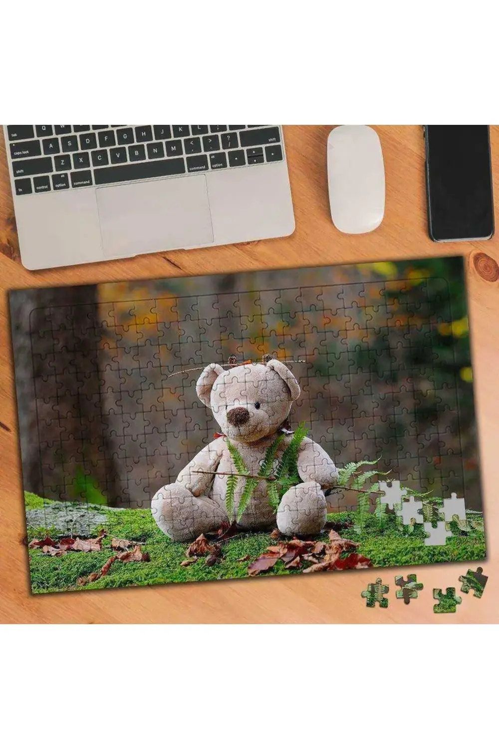 Yapraklar Arasında Sevimli Ayıcık 240 Parça Puzzle Yapboz-75263