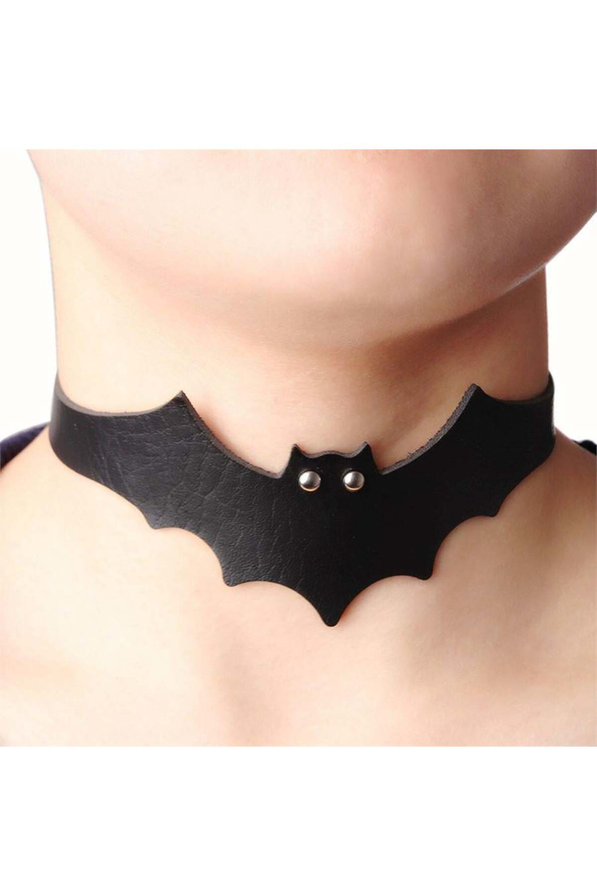 Yarasa Figürlü Siyah Deri Tasma