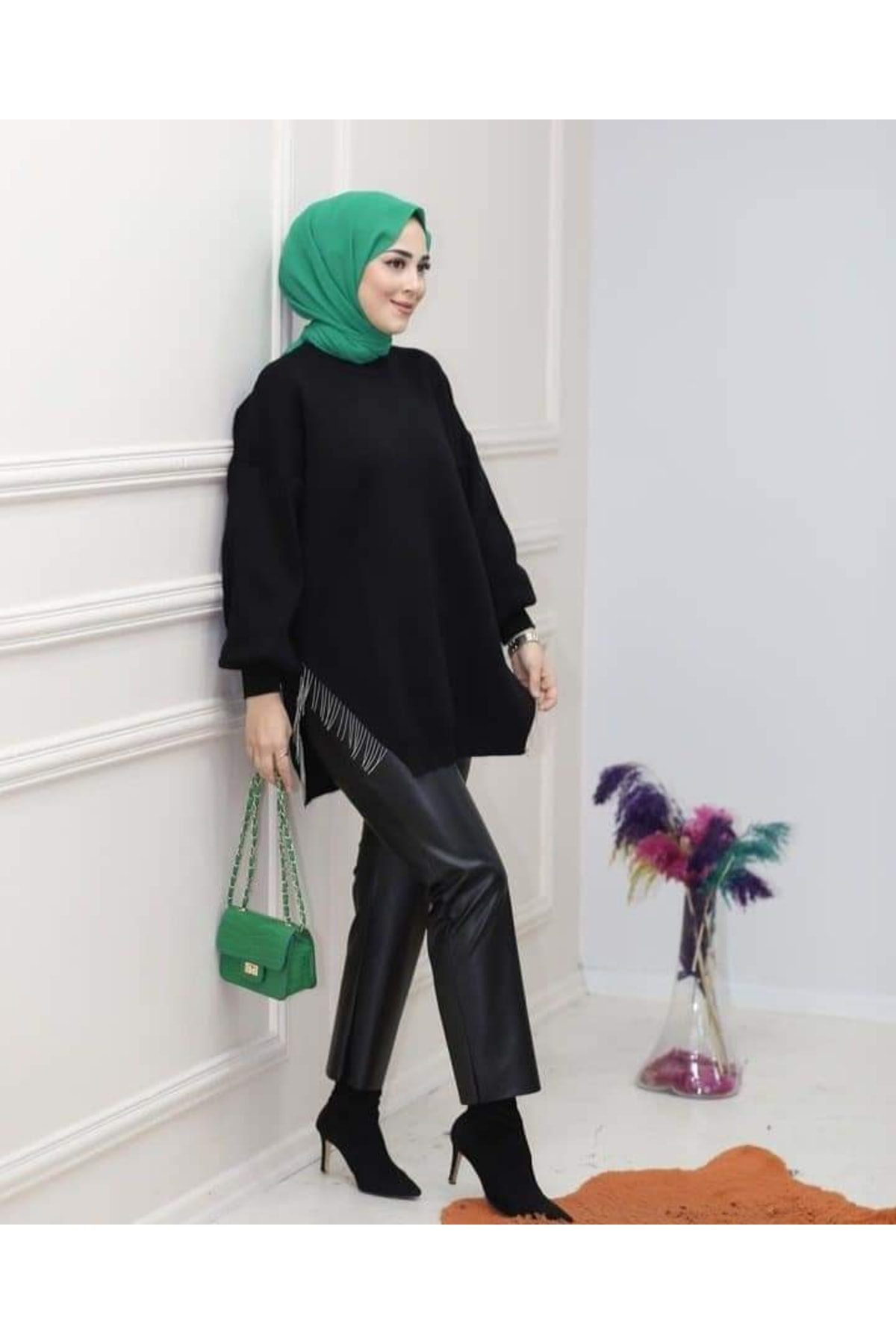 Şule Giyim Yarı Zincirli Triko Tunik Siyah