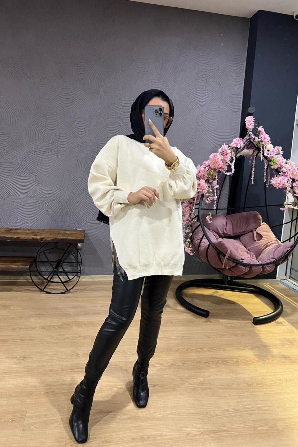 Şule Giyim Yarı Zincirli Triko Kazak Beyaz