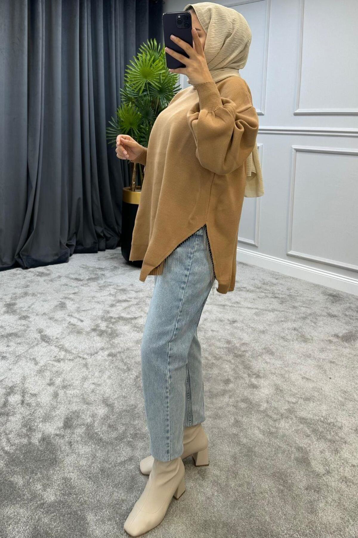 Şule Giyim Yarı Zincirli Triko Kazak Büskivi