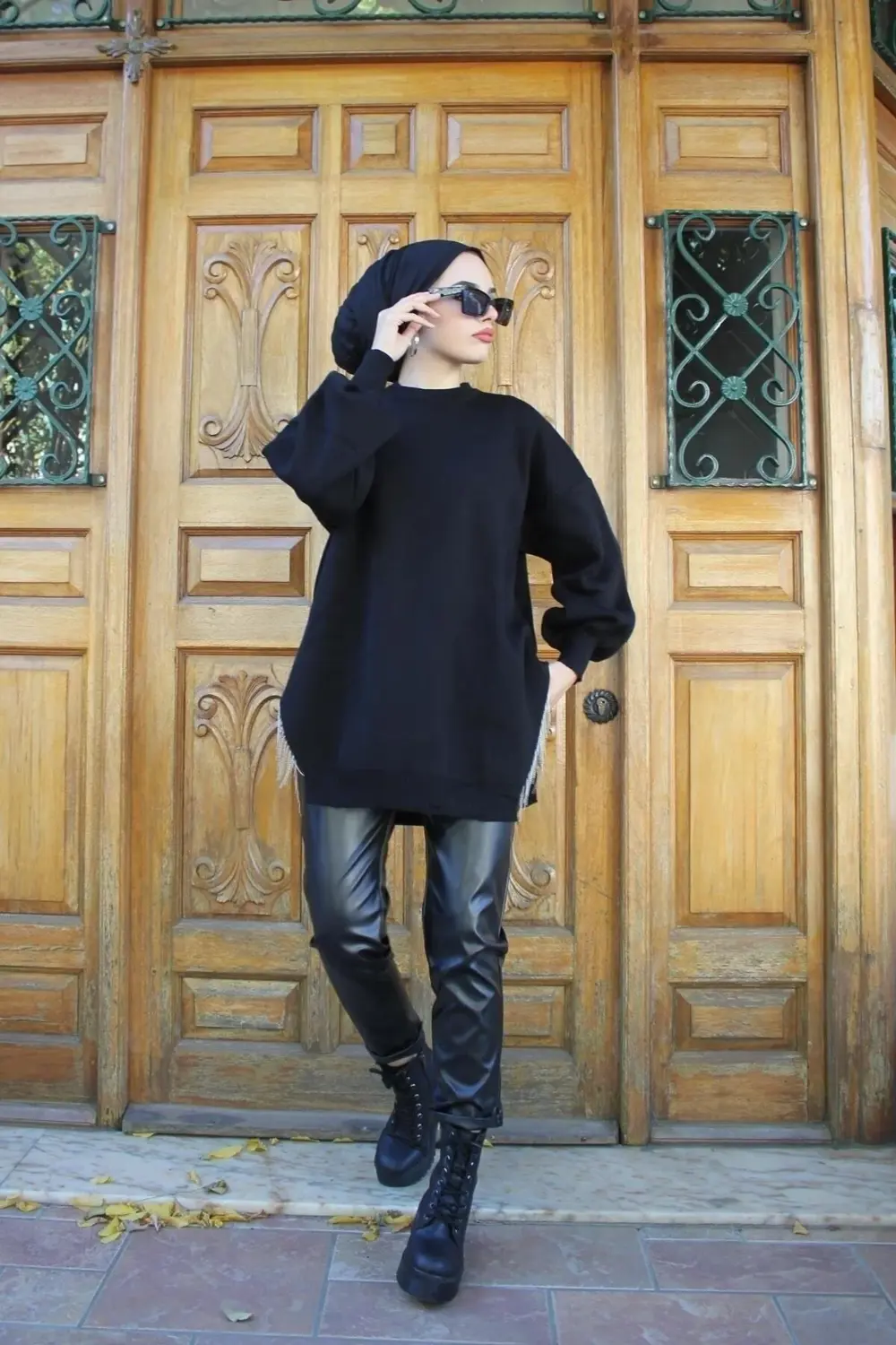 Yarı Zincirli Triko Tunik Siyah