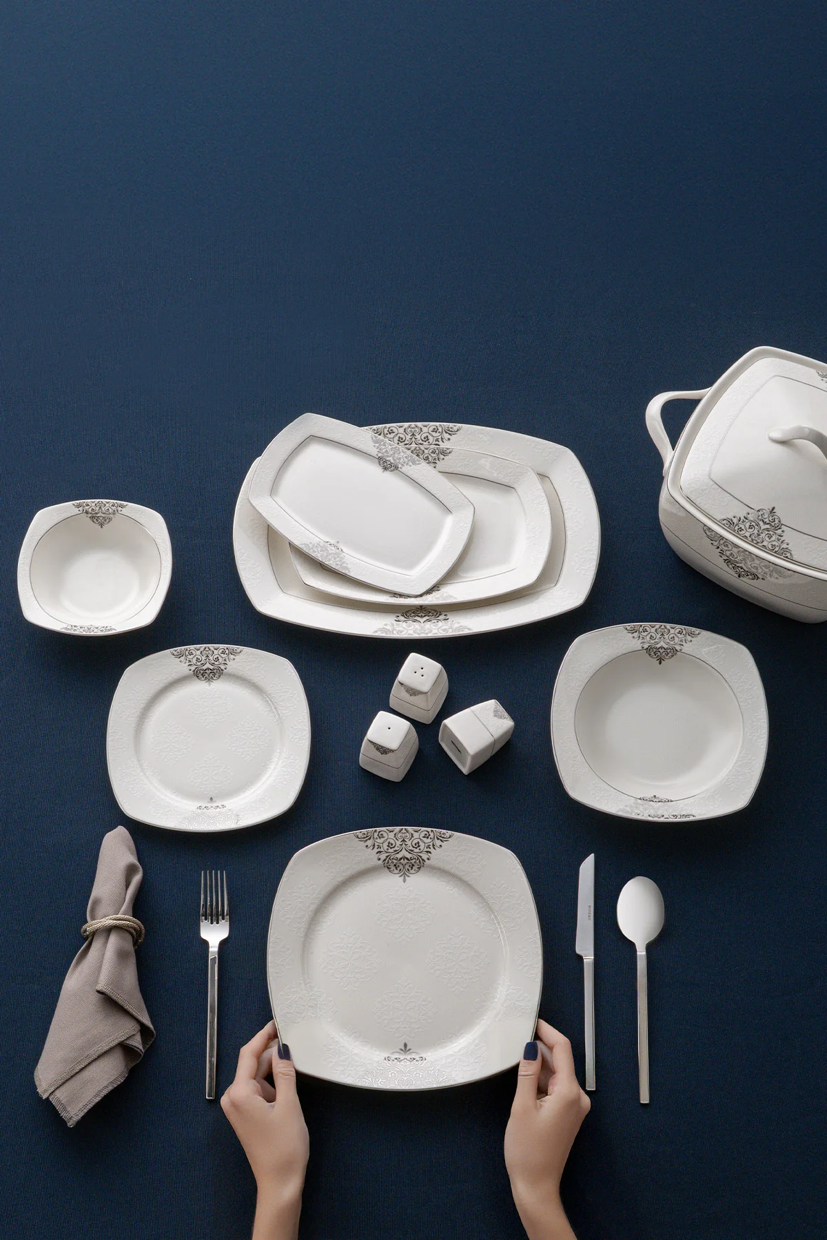 Yasemin 60 Parça 12 Kişilik Porselen Yemek Takımı Platin