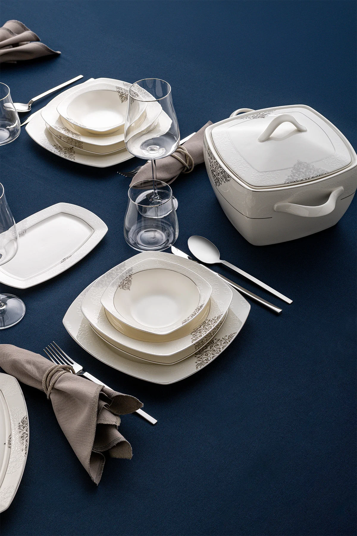 Yasemin 60 Parça 12 Kişilik Porselen Yemek Takımı Platin